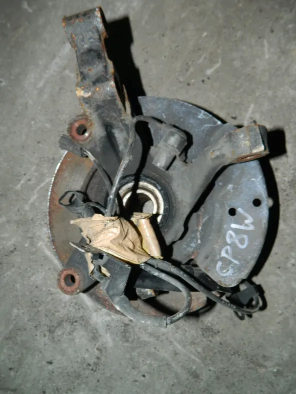 Ступица MAZDA PREMACY CP8W Перед Прав (Контрактный) 79586924