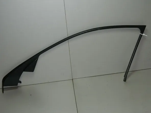 Накладка рамки двери HYUNDAI EQUUS VI G6DA 2013-2015 Перед Прав (Б/У) 35017908