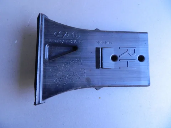 Воздуховод отопителя HYUNDAI EQUUS VI G6DA 2013-2015 Прав (Б/У) 69838252 973753N000