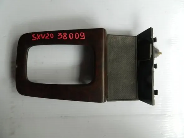 Консоль КПП TOYOTA CAMRY GRACIA SXV20 5SFE (Б/У) 5880433230