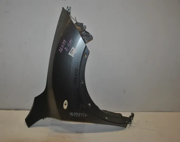 Крыло NISSAN JUKE YF15 Перед Прав (Контрактный) 46098737