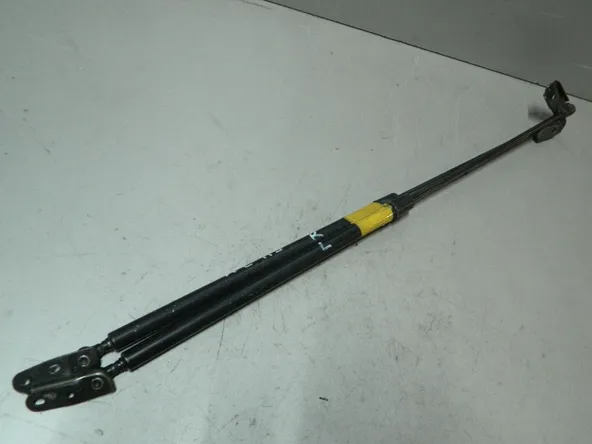 Амортизатор багажника TOYOTA SPRINTER CARIB AE115 (Контрактный) 81532255