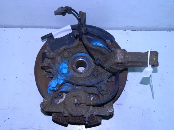 Ступица NISSAN QASHQAI J10 Перед Лев (Контрактный) 69586615