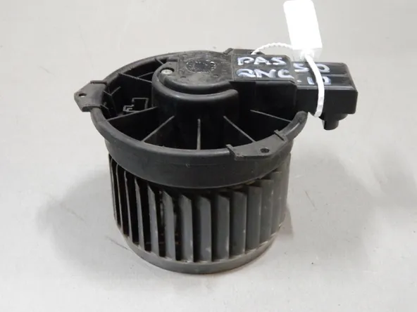 Мотор печки TOYOTA PASSO QNC10 (Контрактный) 68000496