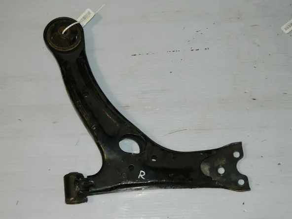 Рычаг подвески TOYOTA ALLION ZZT240 Перед Прав (Контрактный) 45992856