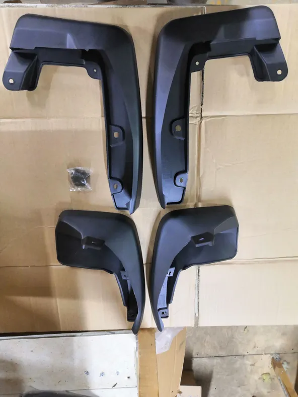 Брызговик GENERAL PARTS GPHONCRV17 HONDA CR-V 17г- (комплект)