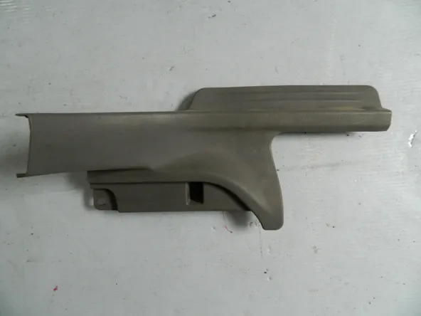 Накладка на порог SUBARU FORESTER SG5 Зад Лев (Контрактный)