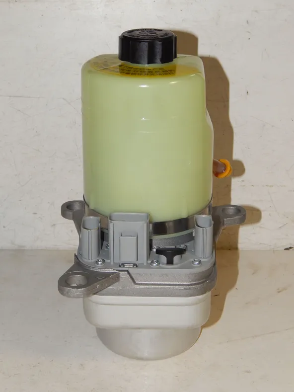 Насос ГУР DAGGER DPV225 FORD C-MAX / FORD FOCUS (3фишки) 4M513K514CD