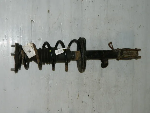 Стойка подвески TOYOTA COROLLA AE100 Зад Прав (Контрактный)