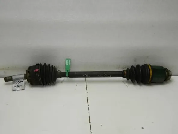 Привод MITSUBISHI LEGNUM EC3W 4G64 Перед Прав (Контрактный) D9996281