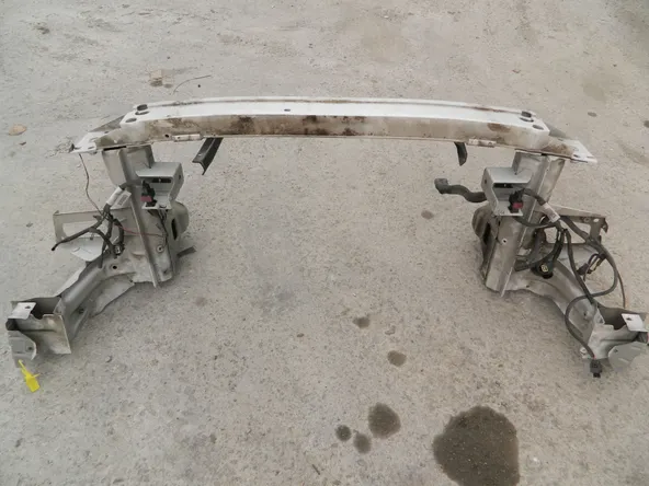 Усилитель бампера VOLVO XC90 C59 (Контрактный) 79768747