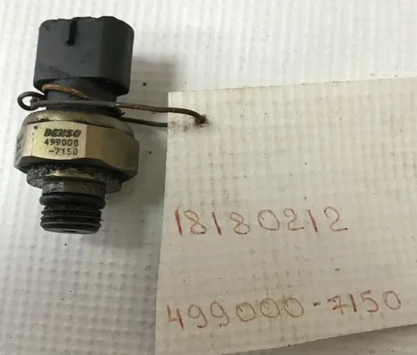 Датчик давления масла ГУР TOYOTA (Контрактный)1818 8944851010