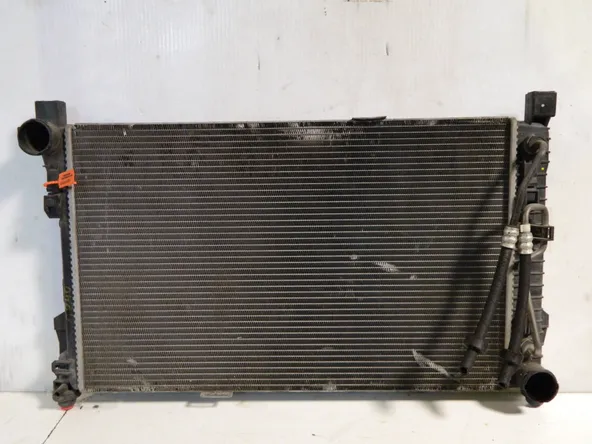 Радиатор ДВС MERCEDES-BENZ C-CLASS W203 (Контрактный) 65243408