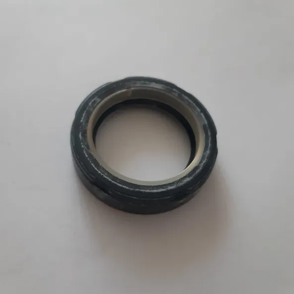 Сальник NOK AE1295E0 25x35x8