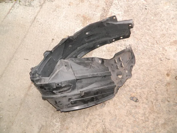 Подкрылок HONDA CIVIC FD1 Перед Прав (Контрактный) 1081880120