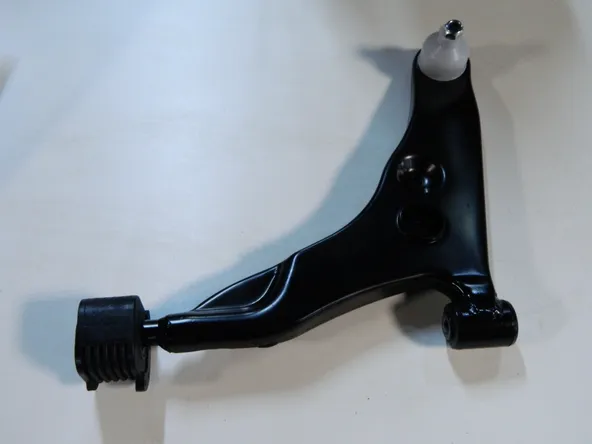 Рычаг GENERAL PARTS MR241341 MITSUBISHI COLT / LANCER / MIRAGE CK#A CJ1A CJ2A CL2A Перед Лев