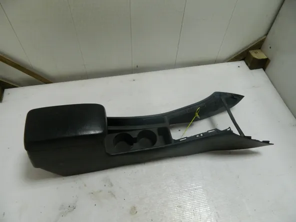 Подлокотник TOYOTA COROLLA E120 40940031 Б/У 58910-12350