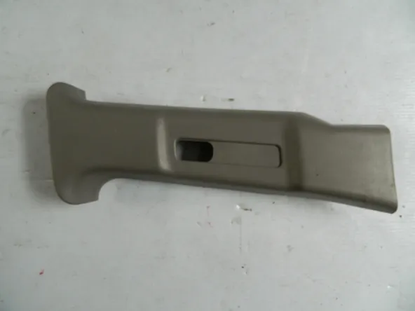 Обшивка стойки SUBARU FORESTER SG5 Прав Верх (Контрактный)