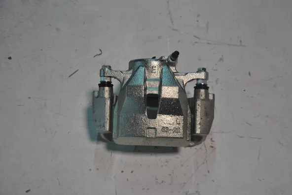 Суппорт тормозной GENERAL PARTS 4775042090 TOYOTA RAV4 ACA3# Перед Лев