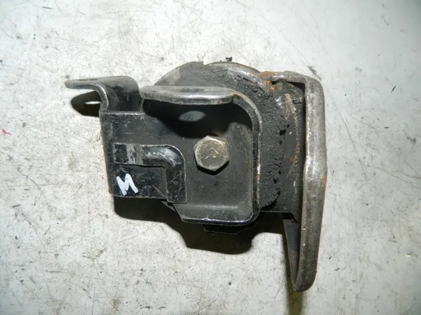 Пoдушка АКПП MITSUBISHI RVR N23W 4G63 (Контрактный)