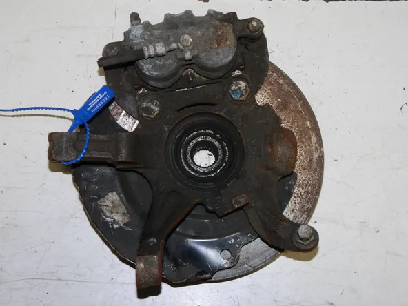 Ступица NISSAN LIBERTY PNM12 Перед Лев (Контрактный) 69838397