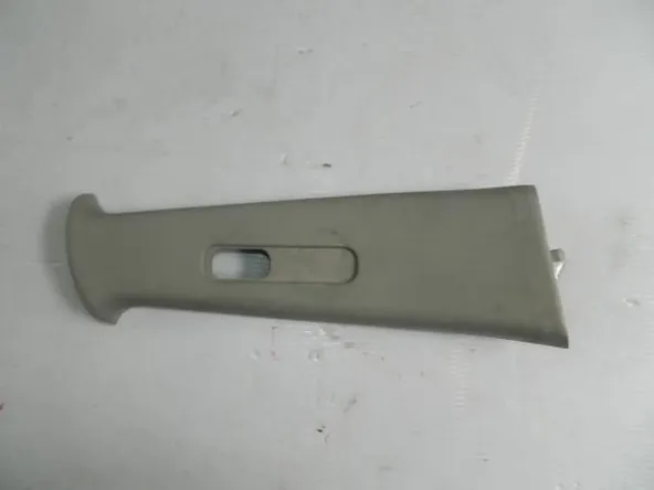 Обшивка средней стойки MITSUBISHI LANCER CS1A правоя верхняя (Контракный) MN177396