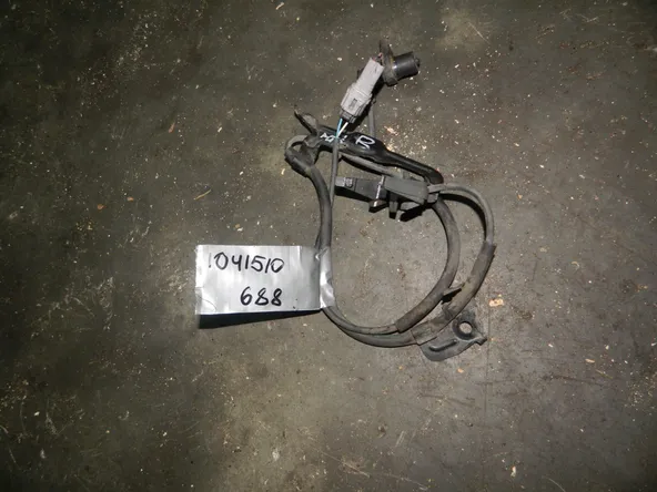 Датчик ABS TOYOTA CAMRY ACV40 Перед Прав (Контрактный) 1041510688