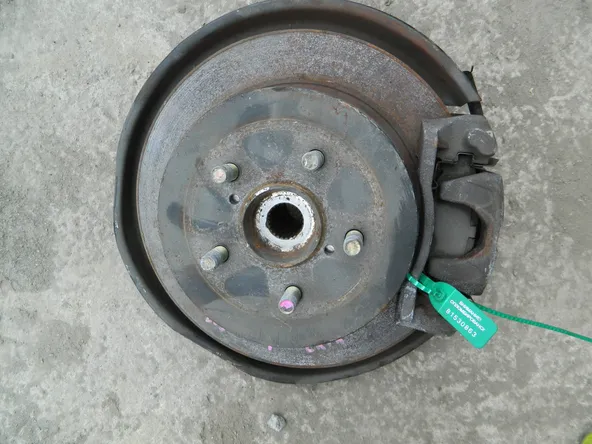 Ступица SUBARU LEGACY BP5 Зад Лев (Контрактный) 81530863