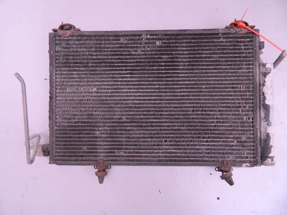 Радиатор кондиционера TOYOTA FUNCARGO NCP20 (Контрактный) 72367829