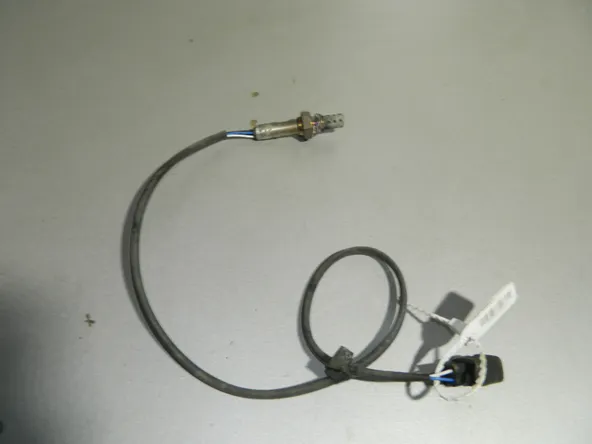 Датчик кислородный TOYOTA COROLLA E120 (Б/У) 45993880 8946502060