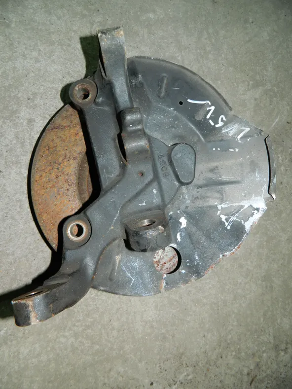 Ступица MAZDA MPV LV5W Зад Лев (Контрактный) 79591018