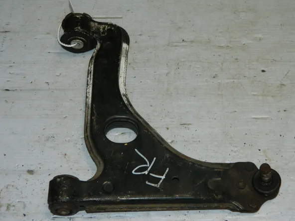 Рычаг подвески SUBARU TRAVIQ XM8 Перед Прав (Контрактный) 45990135