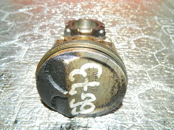 Поршень c шатуном MITSUBISHI 6G73 (Кoнтрактный)13071291