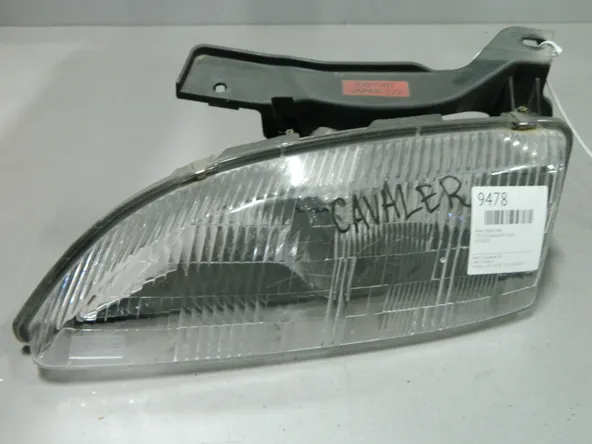 Фара TOYOTA CAVALIER TJG00 Перед Лев 16518392 (Контрактный) 03344597