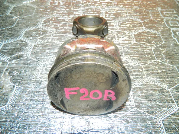 Поршень c шатуном HONDA F20B (Контрактный)