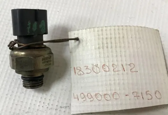 Датчик давления масла ГУР TOYOTA (Контрактный)1830 8944851010