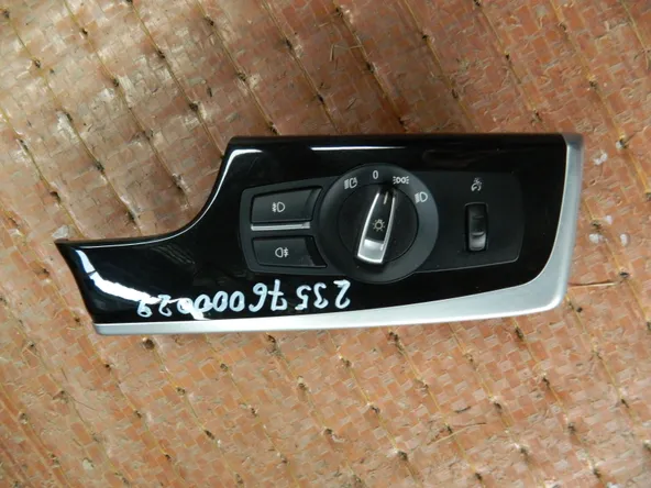 Переключатель света фар BMW 5-SERIES F10 (Контрактный) 23576000029