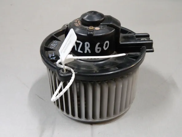 Мотор печки TOYOTA VOXY AZR60 (Контрактный) 68000502