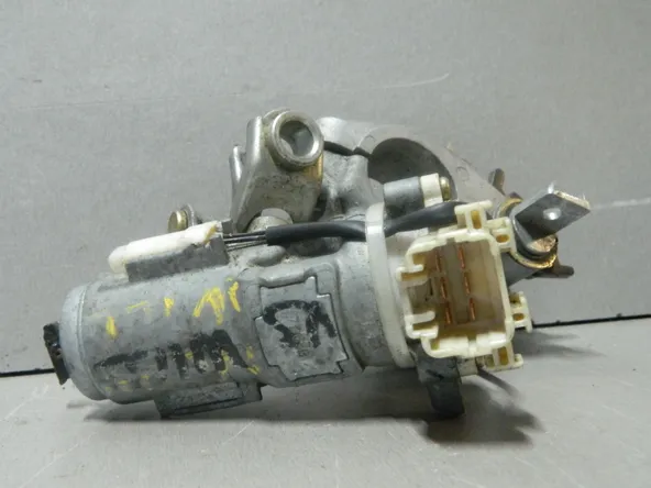 Замок зажигания TOYOTA PORTE NNP10 (Контрактный) 81532028