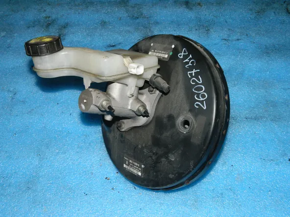 Главный тормозной цилиндр MAZDA AXELA BL5FW (Контрактный) 26027318