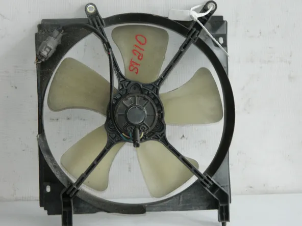 Диффузор радиатора TOYOTA CALDINA ST210 3SFE (Б/У) 45984980