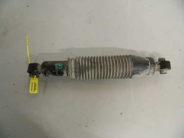 Стойка подвески KIA RIO QB Зад (Б/У) 79780095