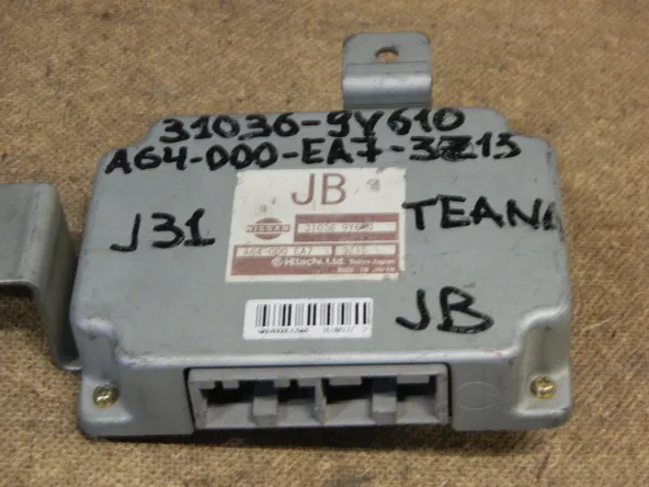 Блок управления АКПП NISSAN TEANA J31 VQ23DE (Контрактный) 79590887 310369Y610