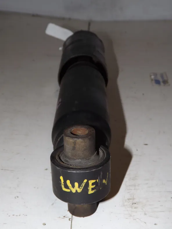 Амортизатор MAZDA MPV LV5W Зад (Контрактный) 35023725