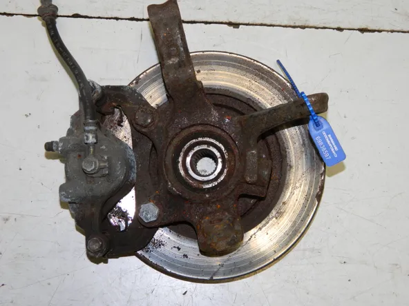 Ступица NISSAN AD VFY11 Перед Прав (Контрактный) 69838597