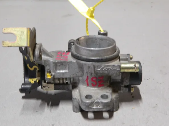 Дроссельная заслонка TOYOTA 1SZFE (Контрактный) 79780462