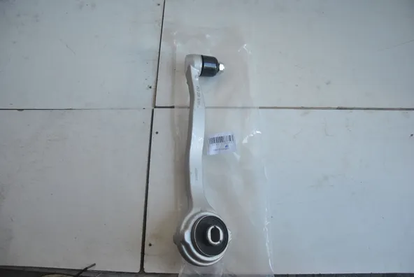 Рычаг GENERAL PARTS 2033301611 MERCEDES-BENZ С-CLASS W204 07-14, S204 07- Перед Нижн Лев