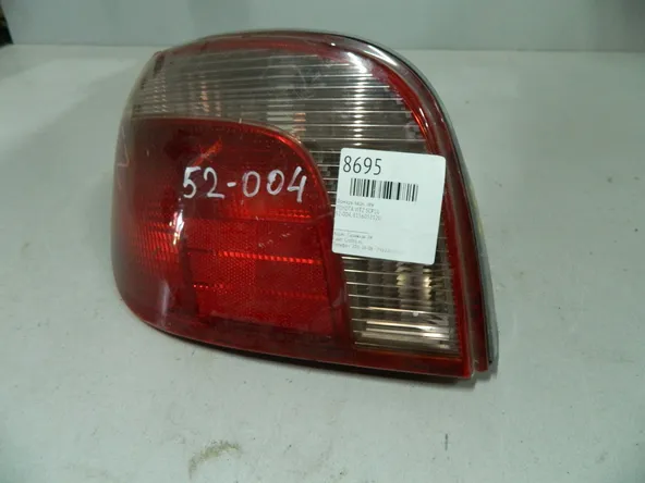 Фонарь TOYOTA VITZ SCP10 Зад Лев 52004 (Контрактный) 64492401