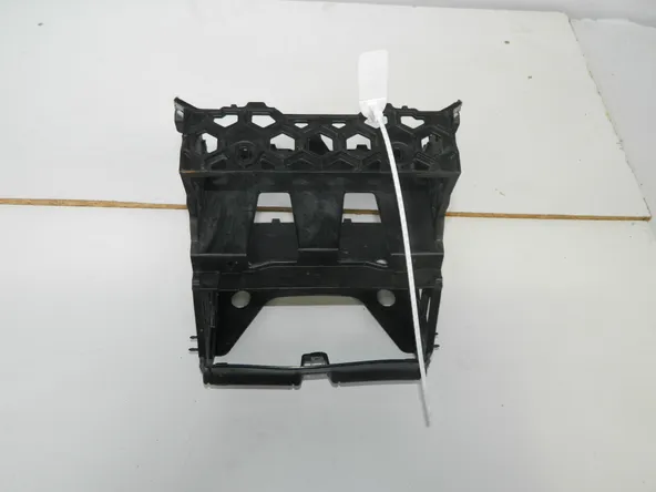 Рамка магнитолы Volkswagen Polo MK5 CFN (Б/У) 45984414