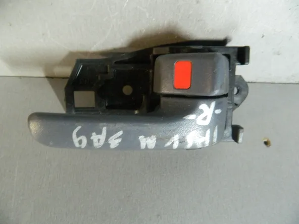 Ручка двери внутренняя TOYOTA CALDINA ST210 Прав (Контрактный) 81528399